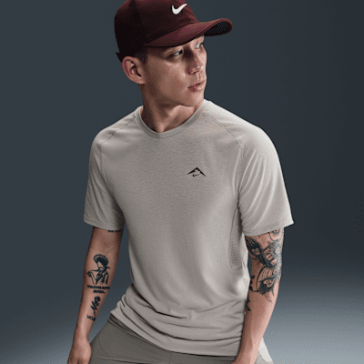NIKE ★ Dri-FIT ADV ショートスリーブ ランニングトップ NIKE公式】ナイキ ソーラー チェイス メンズ Dri-FIT ADV